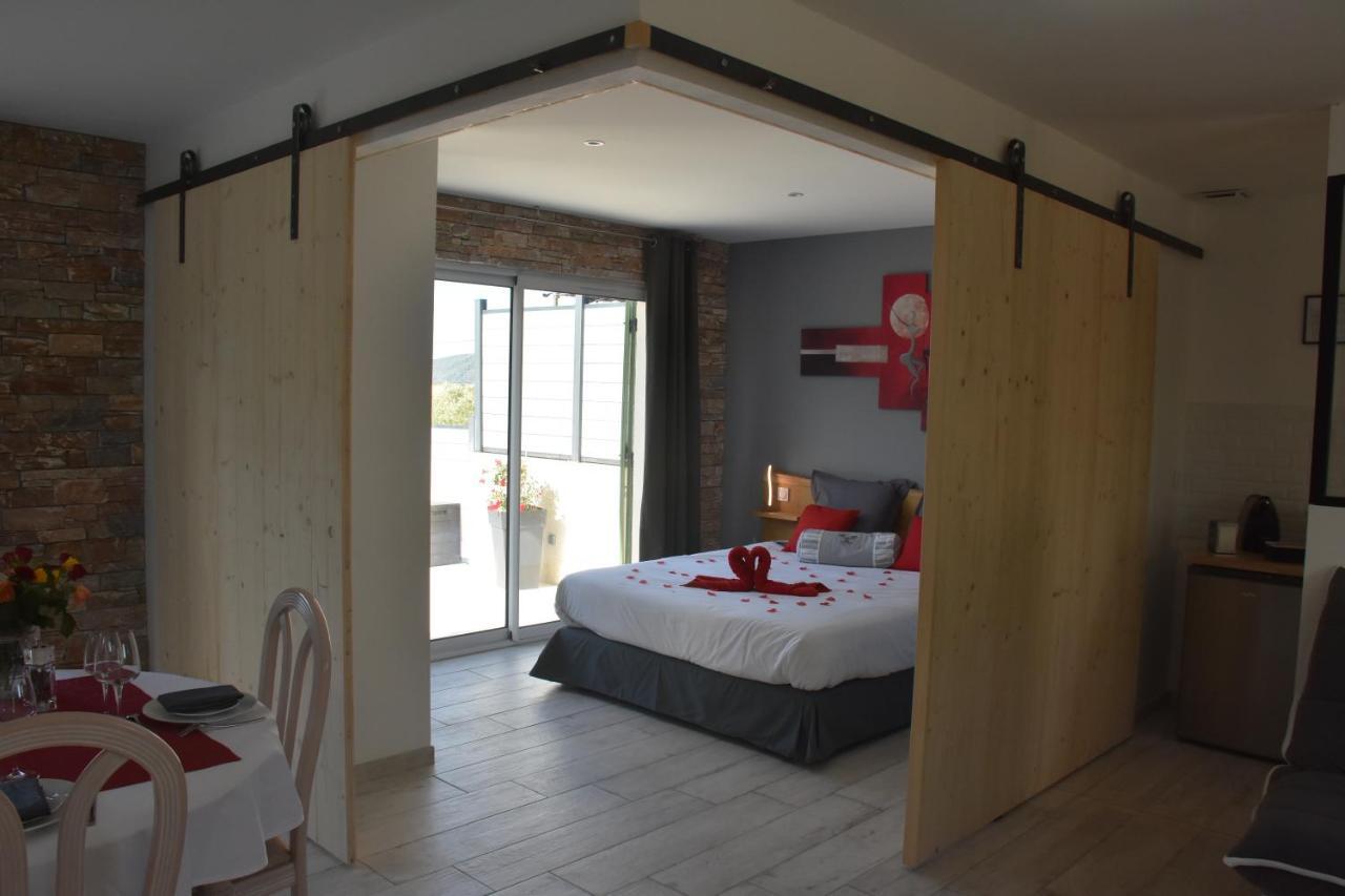 Aux Reves Des Mees Villa Les Mees Luaran gambar